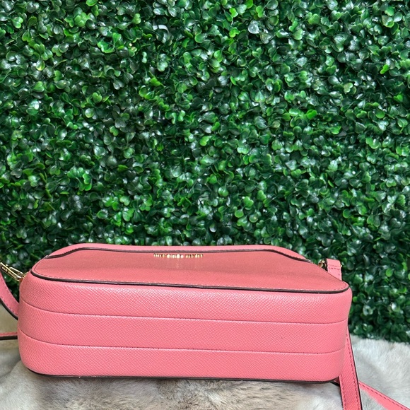 MICHAEL Michael Kors Leather Double Zip Crossbody Bag - Picture 7 of 9